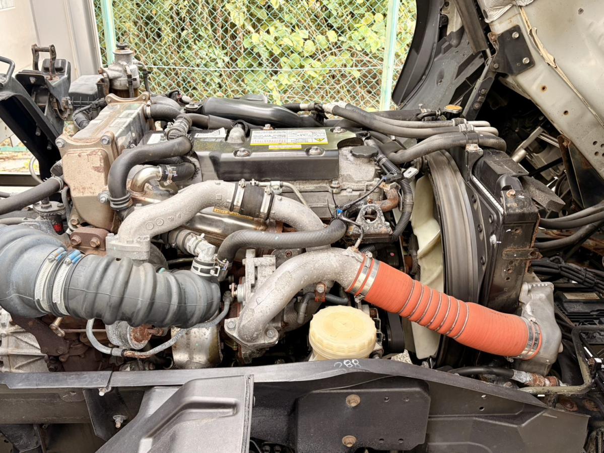 令和3年式2RG-FRR90T2格納ゲート付エアサスアルミウイング|中古トラックの販売・買取・査定のアイナビ