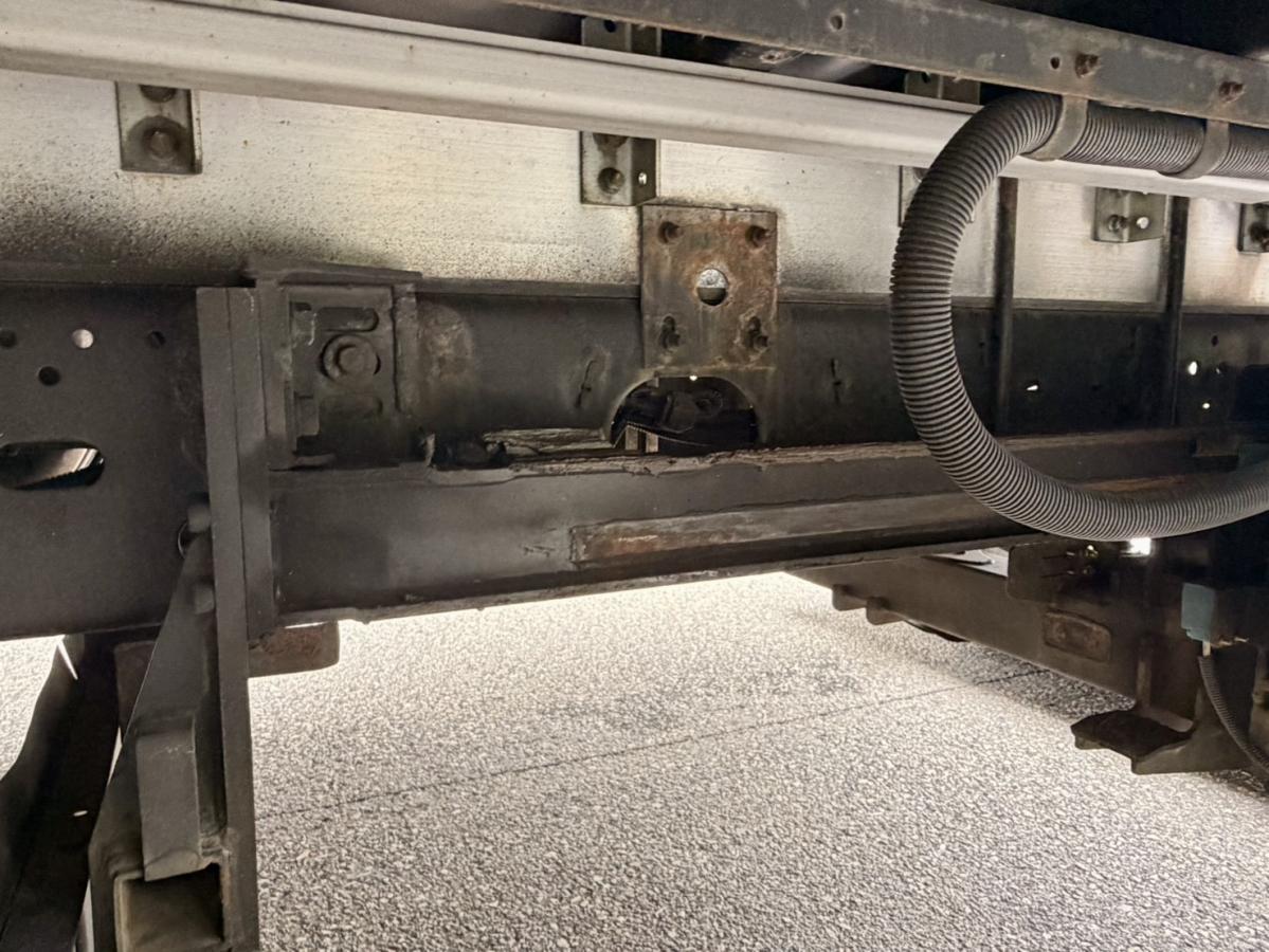 令和3年式2RG-FRR90T2格納ゲート付エアサスアルミウイング|中古トラックの販売・買取・査定のアイナビ