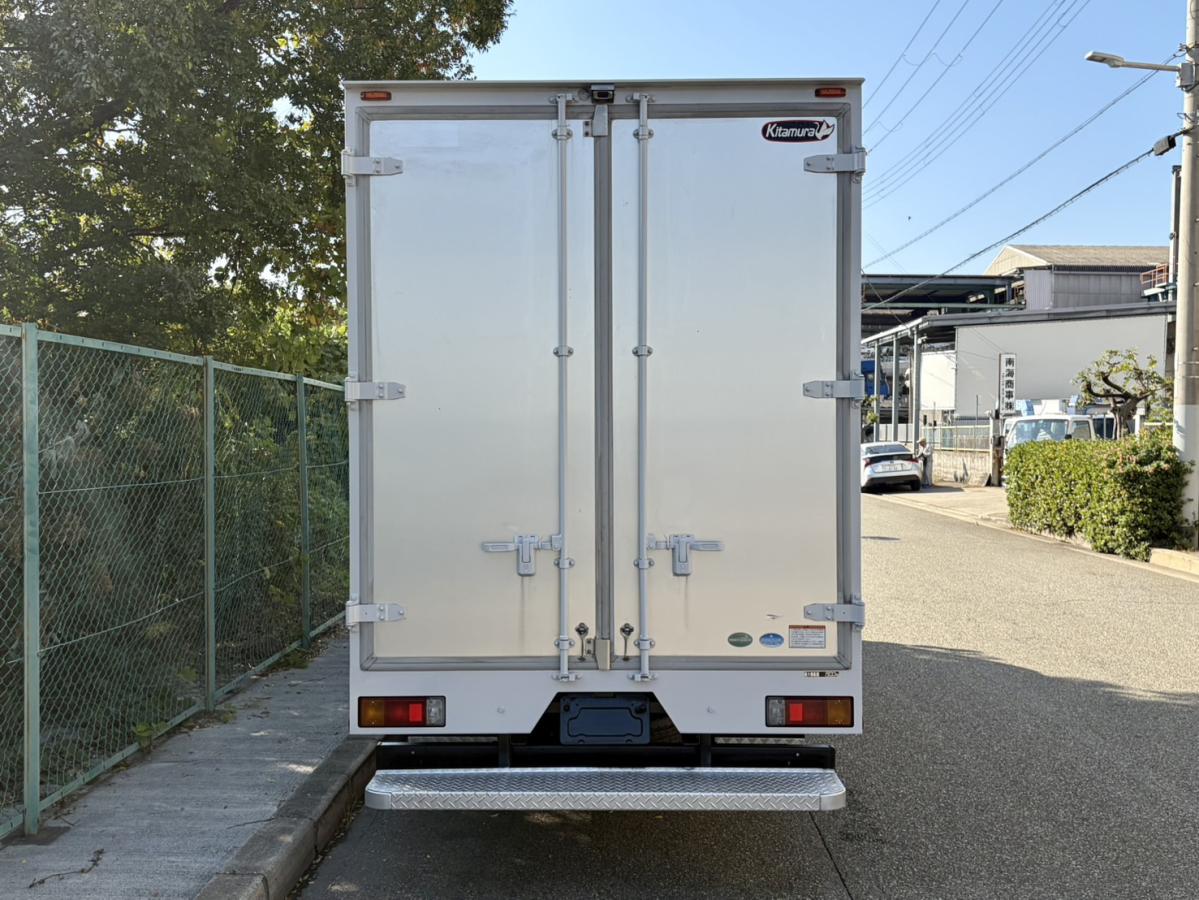 H25年式TKG-XZU655M総重量4.965㎏標準ロング検査付バン|中古トラックの販売・買取・査定のアイナビ