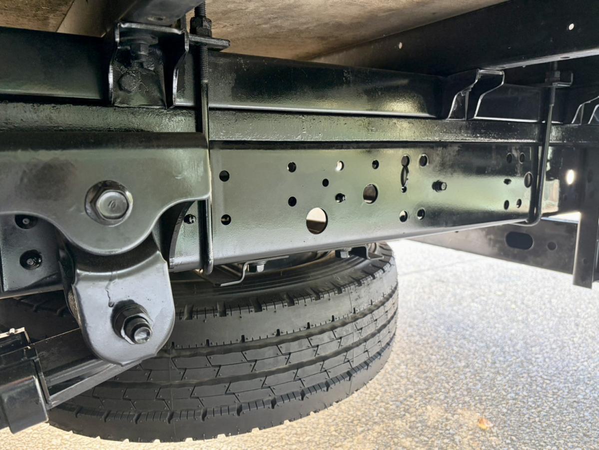 H25年式TKG-XZU655M総重量4.965㎏標準ロング検査付バン|中古トラックの販売・買取・査定のアイナビ