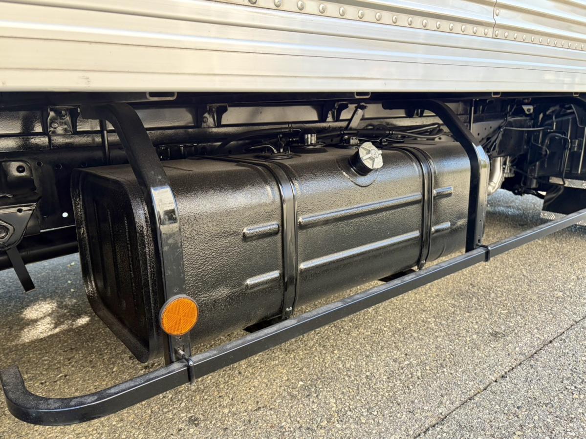 H25年式TKG-XZU655M総重量4.965㎏標準ロング検査付バン|中古トラックの販売・買取・査定のアイナビ