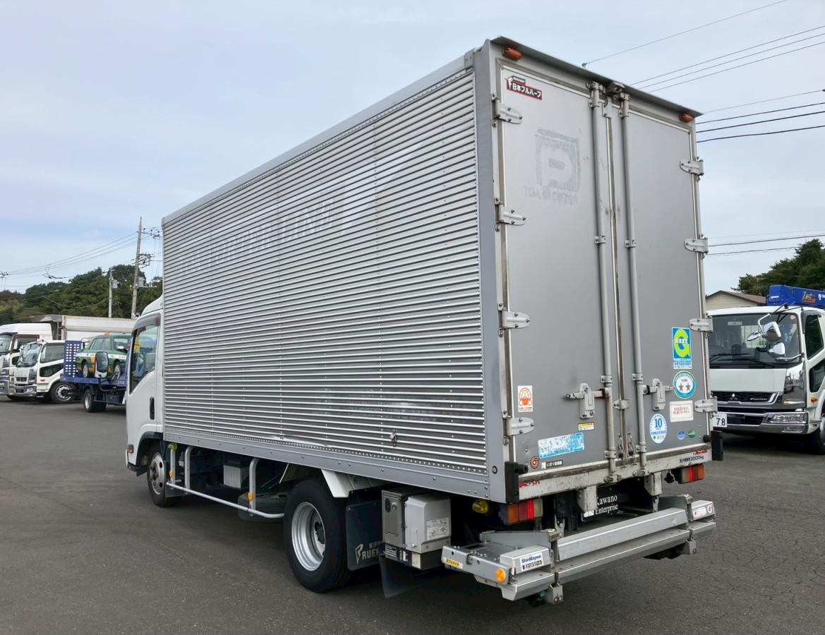 ☆H26 格納パワーゲート AT車 アルミバン|中古トラックの販売・買取・査定のアイナビ