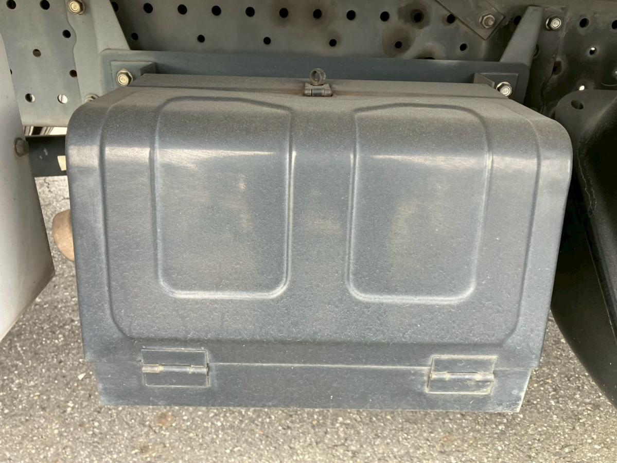 ☆H26 格納パワーゲート AT車 アルミバン|中古トラックの販売・買取・査定のアイナビ