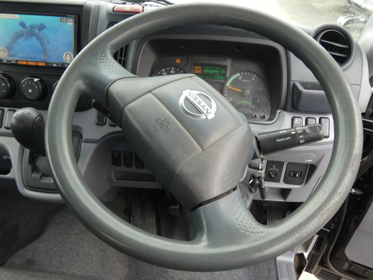 H26 2トン 平ボディー 電動ミラー  251045|中古トラックの販売・買取・査定のアイナビ