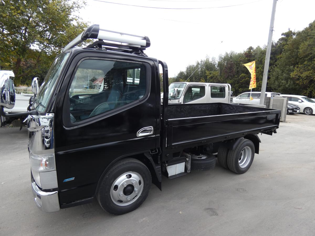 H26 2トン 平ボディー 電動ミラー  251045|中古トラックの販売・買取・査定のアイナビ