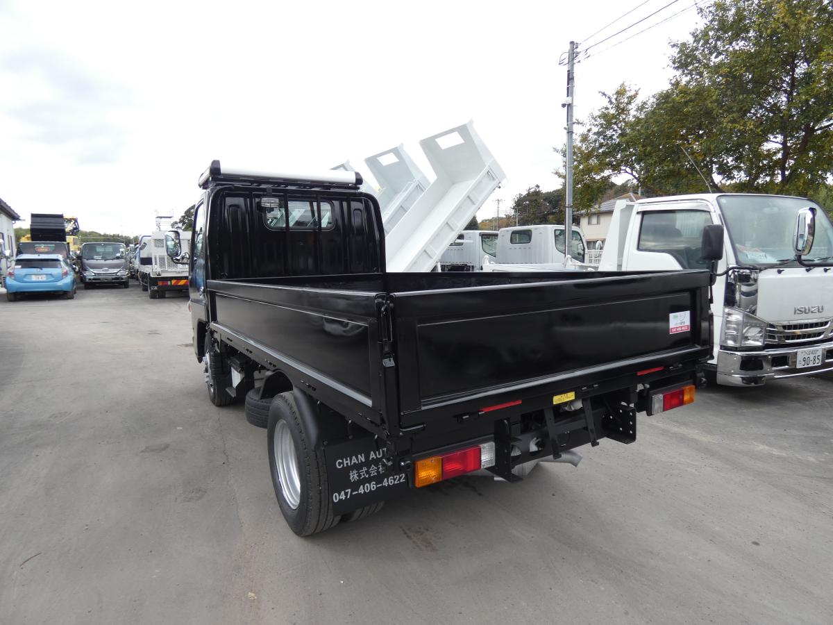 H26 2トン 平ボディー 電動ミラー  251045|中古トラックの販売・買取・査定のアイナビ