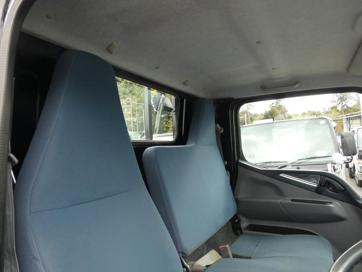 H26 2トン 平ボディー 電動ミラー  251045|中古トラックの販売・買取・査定のアイナビ