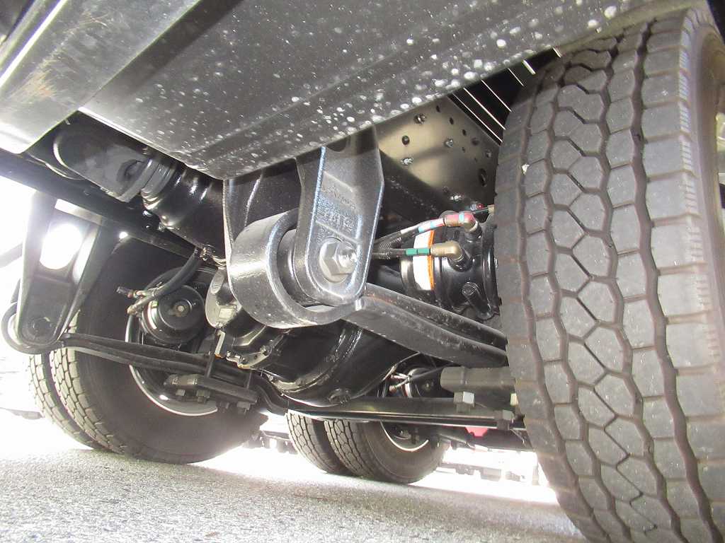 4軸低床アルミ平14.4t積載 後輪エアサスフジタAT394PS|中古トラックの販売・買取・査定のアイナビ