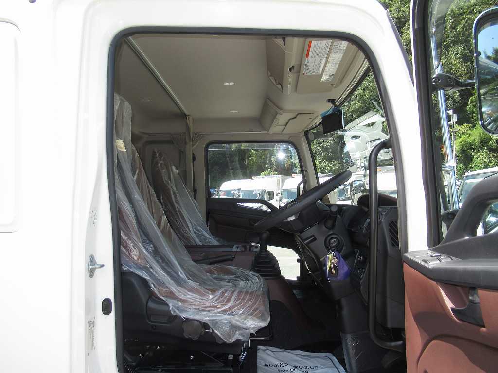 R7L6120ワイド菱重低温フルハーフキーストン格納ゲート|中古トラックの販売・買取・査定のアイナビ