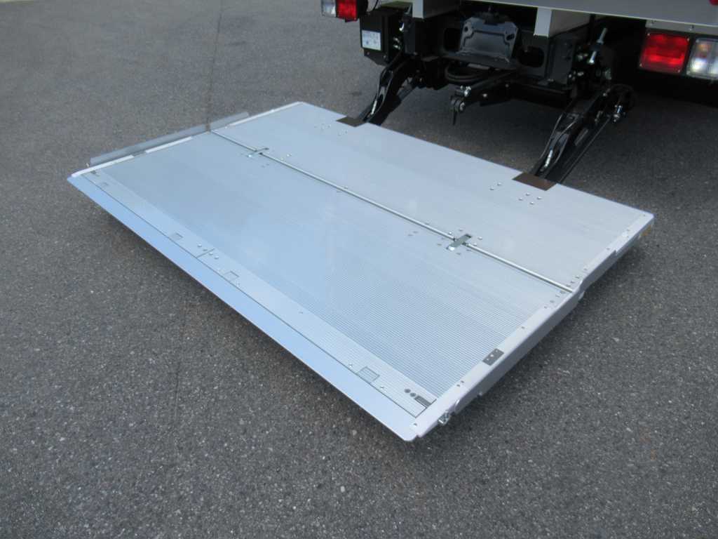 R7L6120ワイド菱重低温フルハーフキーストン格納ゲート|中古トラックの販売・買取・査定のアイナビ