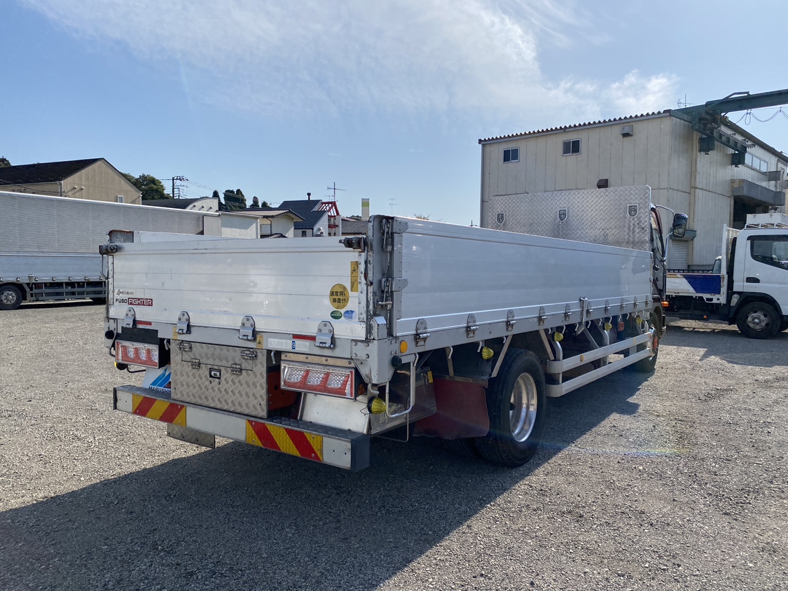 H27年式 積載9000kg中型増トンアルミ平ボデー、車検付|中古トラックの販売・買取・査定のアイナビ