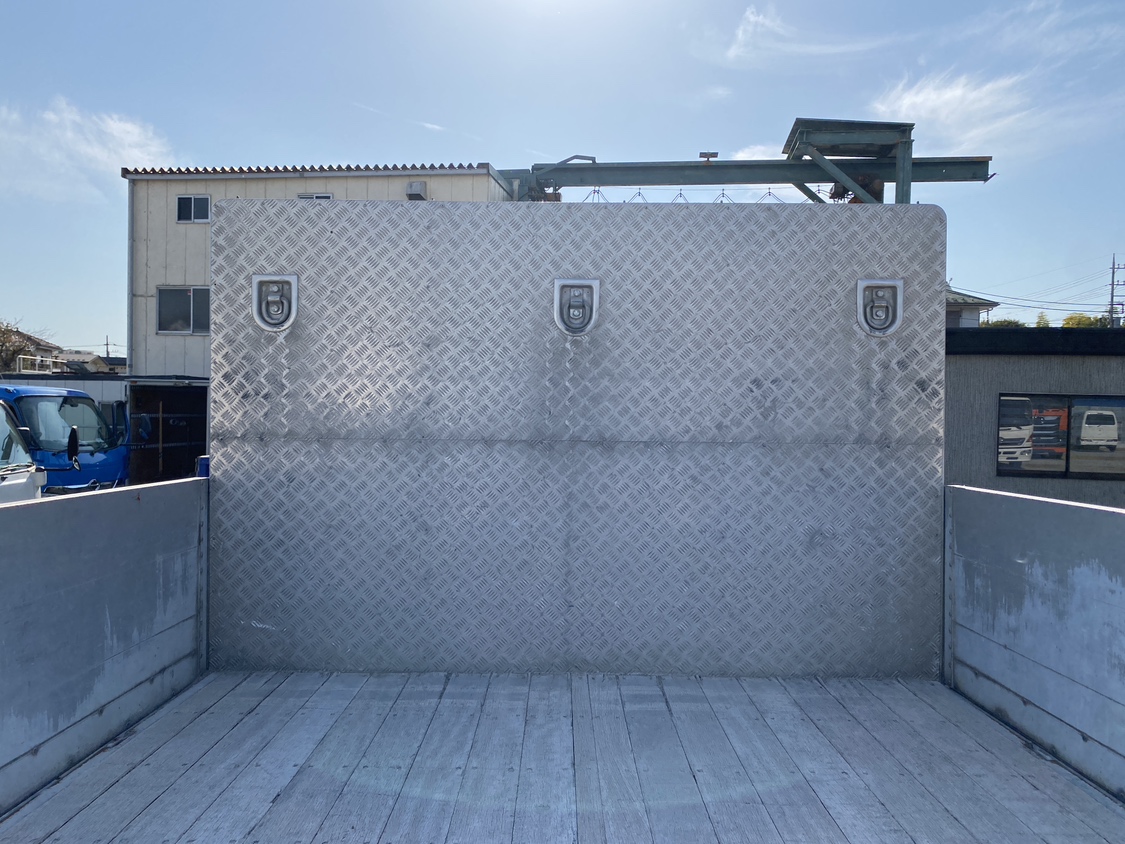 H27年式 積載9000kg中型増トンアルミ平ボデー、車検付|中古トラックの販売・買取・査定のアイナビ