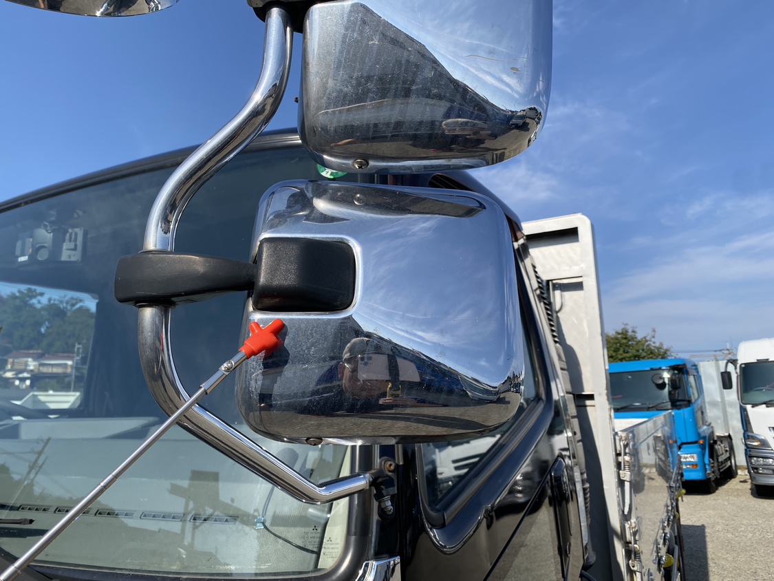 H27年式 積載9000kg中型増トンアルミ平ボデー、車検付|中古トラックの販売・買取・査定のアイナビ