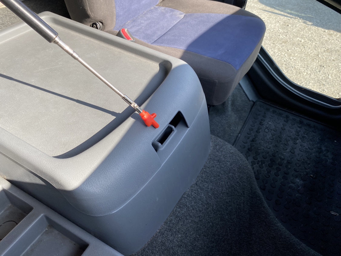 H27年式 積載9000kg中型増トンアルミ平ボデー、車検付|中古トラックの販売・買取・査定のアイナビ