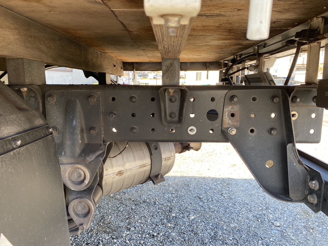 R2年式、キャンター、平ボデー|中古トラックの販売・買取・査定のアイナビ