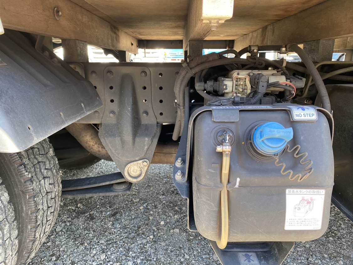 R2年式、キャンター、平ボデー|中古トラックの販売・買取・査定のアイナビ