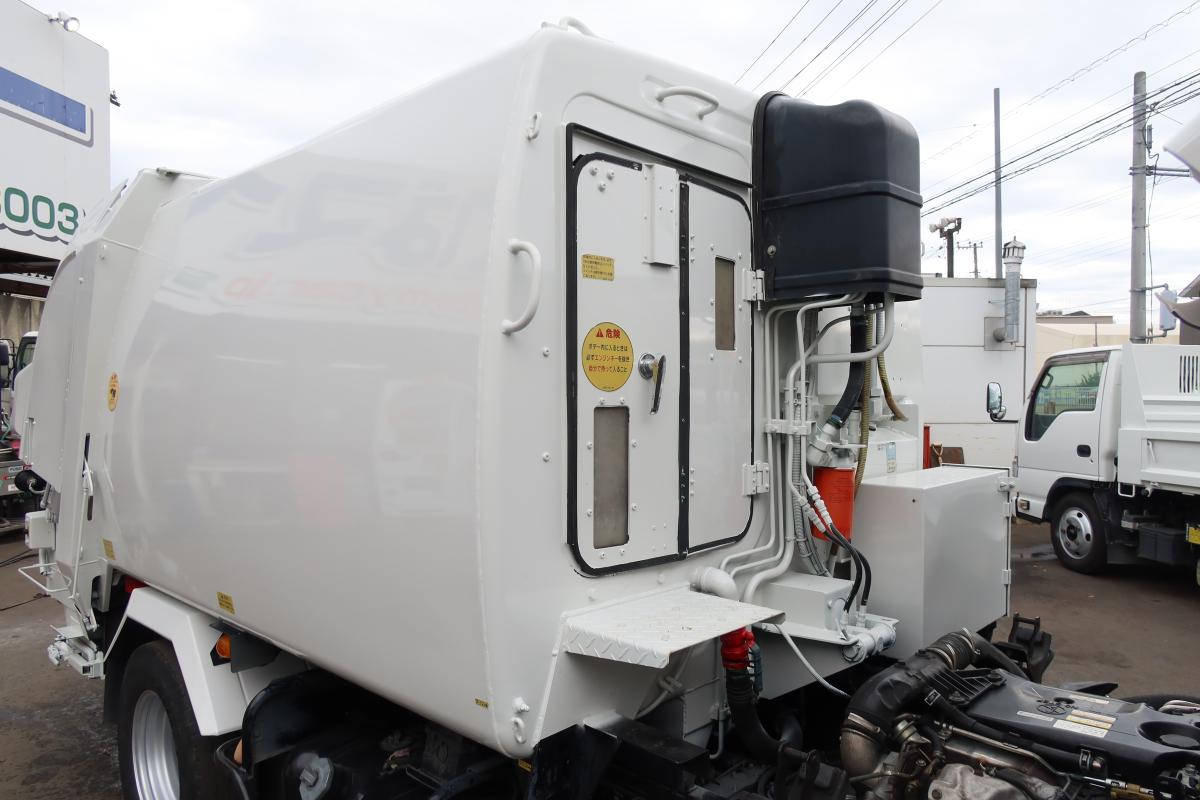 標準幅 プレス式パッカー車 極東製4.3立米 AT車|中古トラックの販売・買取・査定のアイナビ
