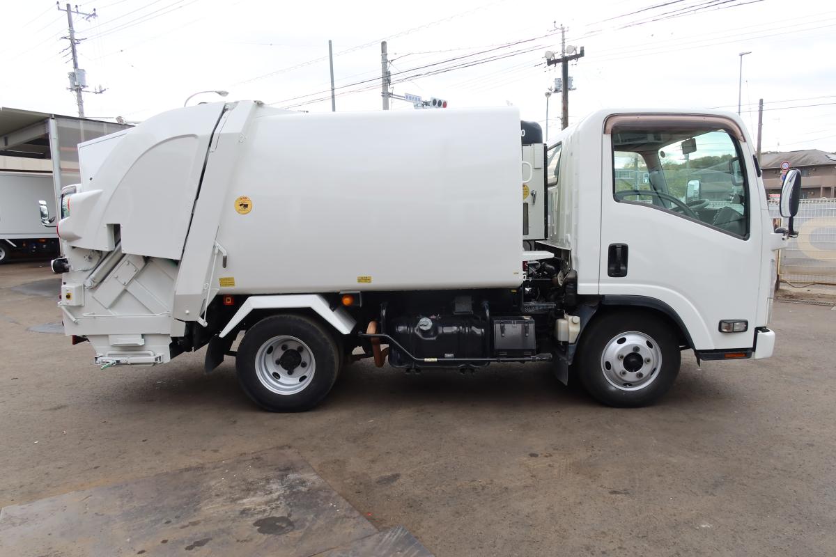 標準幅 プレス式パッカー車 極東製4.3立米 AT車|中古トラックの販売・買取・査定のアイナビ