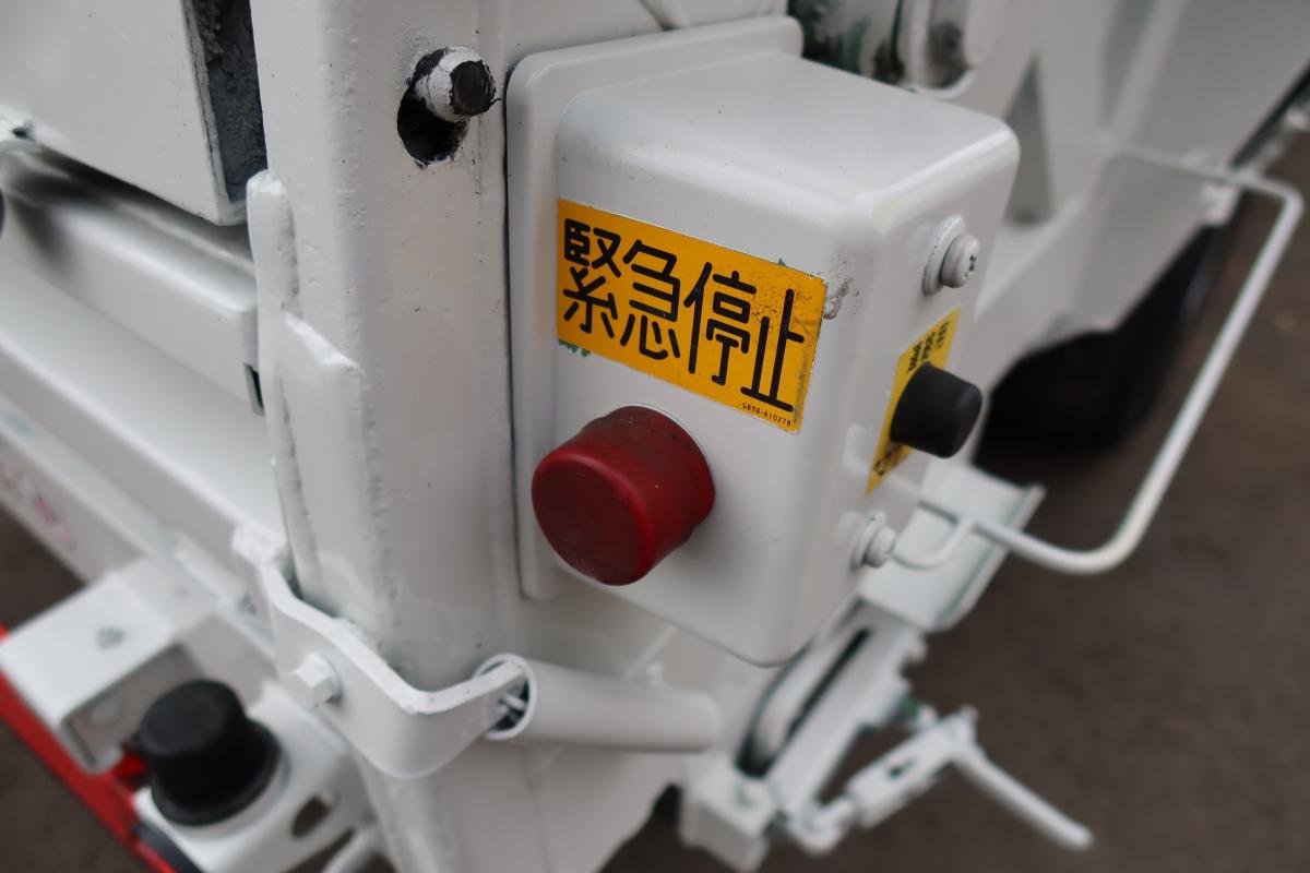 標準幅 プレス式パッカー車 極東製4.3立米 AT車|中古トラックの販売・買取・査定のアイナビ