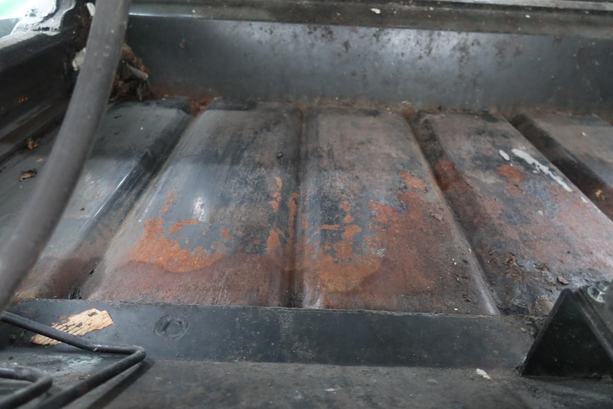 標準幅 プレス式パッカー車 極東製4.3立米 AT車|中古トラックの販売・買取・査定のアイナビ