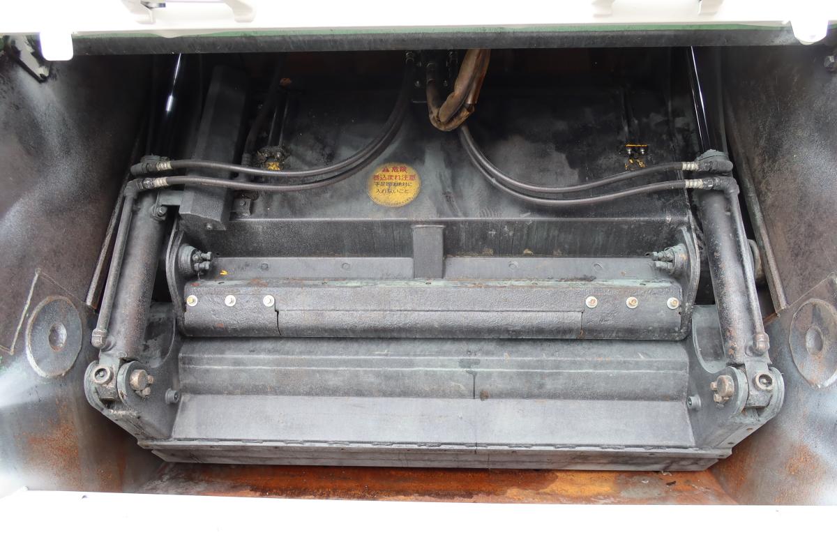 標準幅 プレス式パッカー車 極東製4.3立米 AT車|中古トラックの販売・買取・査定のアイナビ