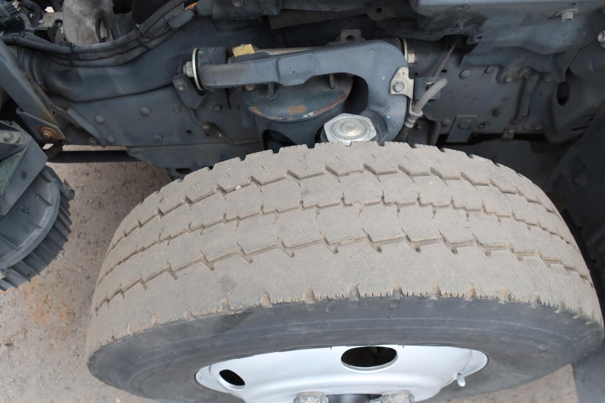 標準幅 プレス式パッカー車 極東製4.3立米 AT車|中古トラックの販売・買取・査定のアイナビ