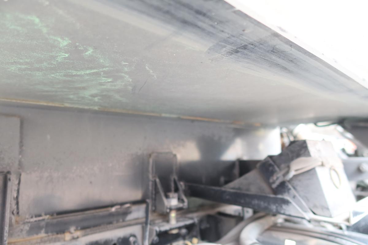 標準幅 プレス式パッカー車 極東製4.3立米 AT車|中古トラックの販売・買取・査定のアイナビ