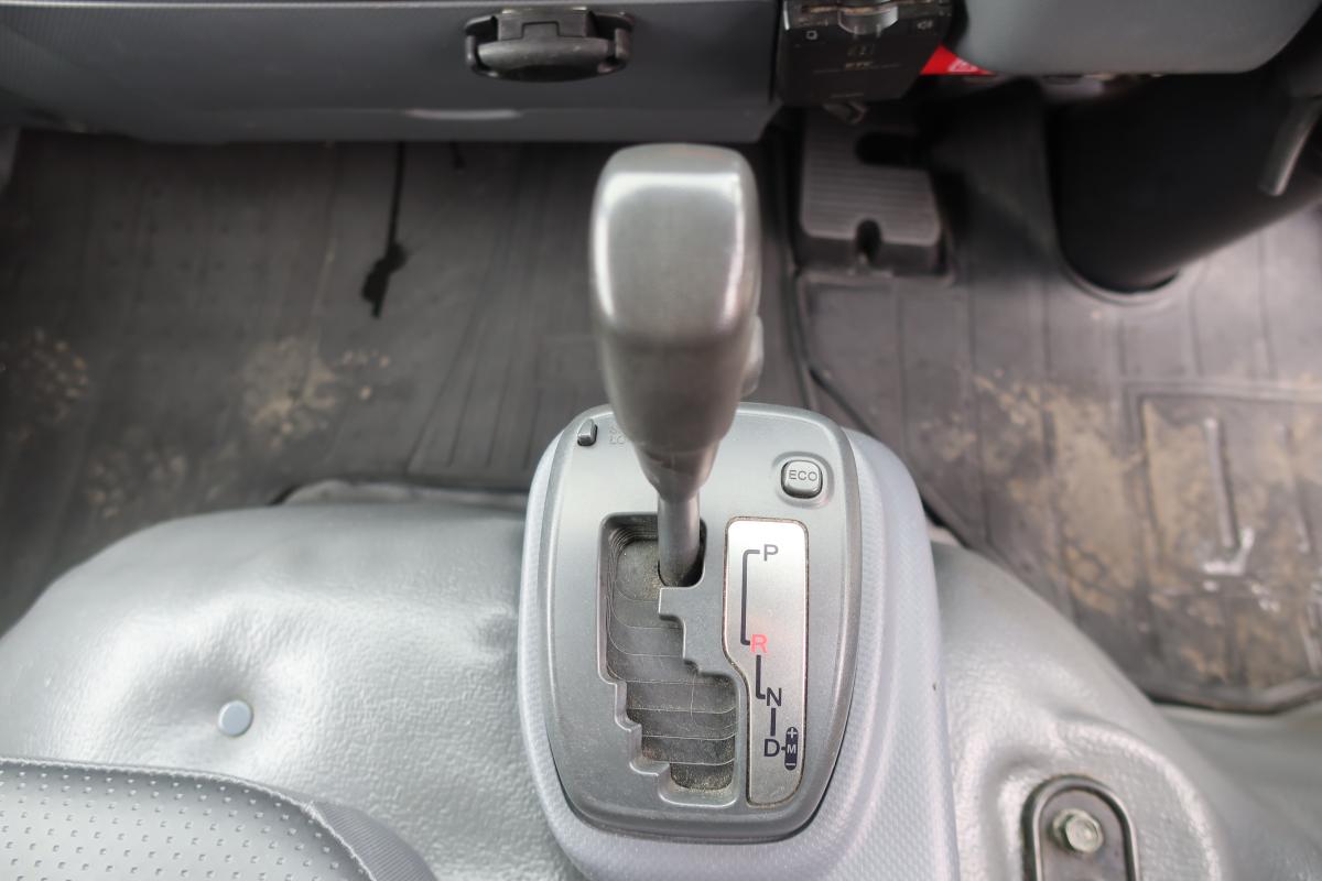 標準幅 プレス式パッカー車 極東製4.3立米 AT車|中古トラックの販売・買取・査定のアイナビ