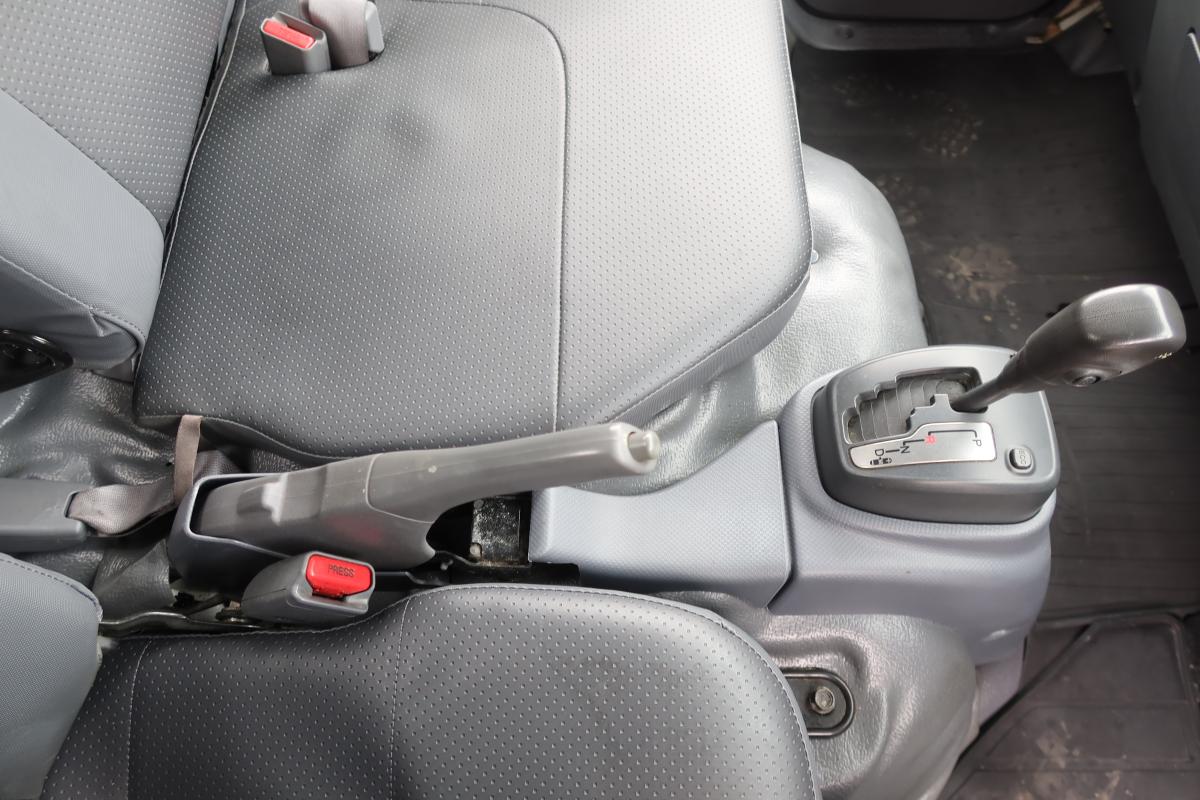 標準幅 プレス式パッカー車 極東製4.3立米 AT車|中古トラックの販売・買取・査定のアイナビ