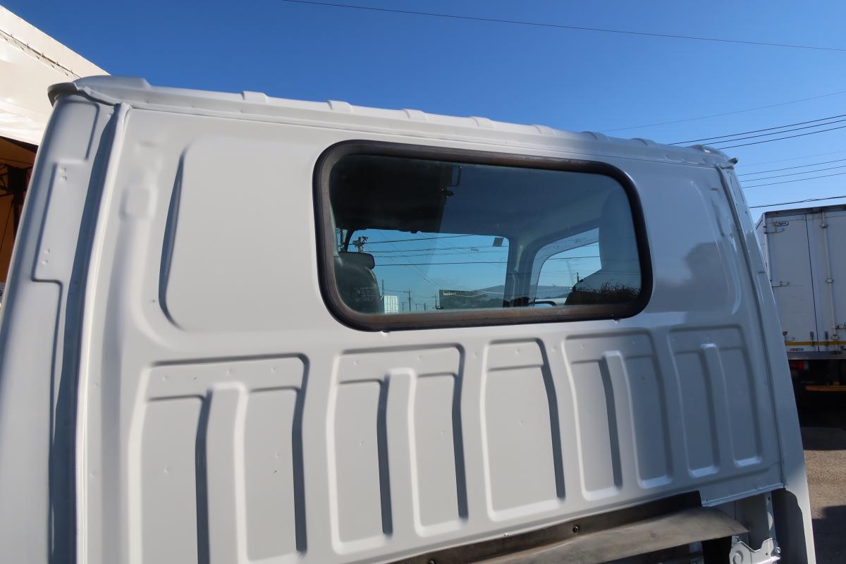 低床ダンプ 積載2000kg AT車|中古トラックの販売・買取・査定のアイナビ