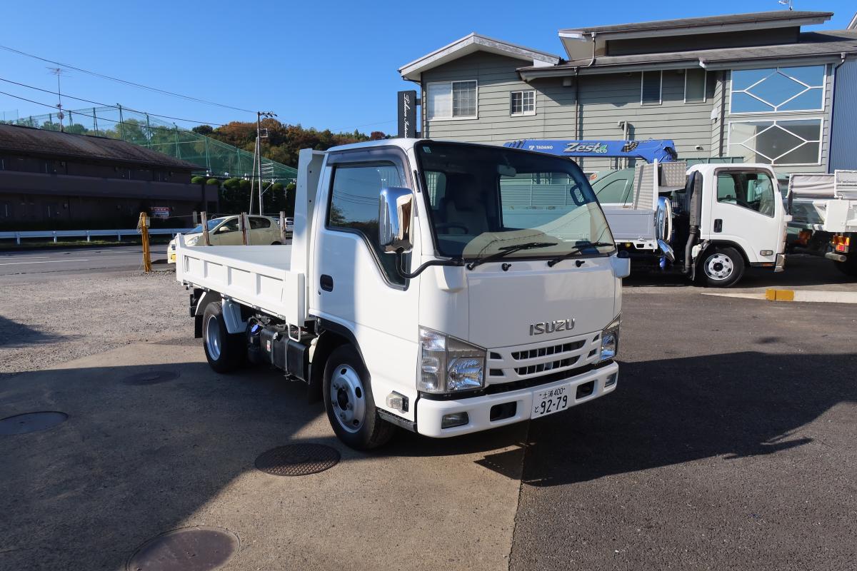 低床ダンプ 積載2000kg AT車|中古トラックの販売・買取・査定のアイナビ
