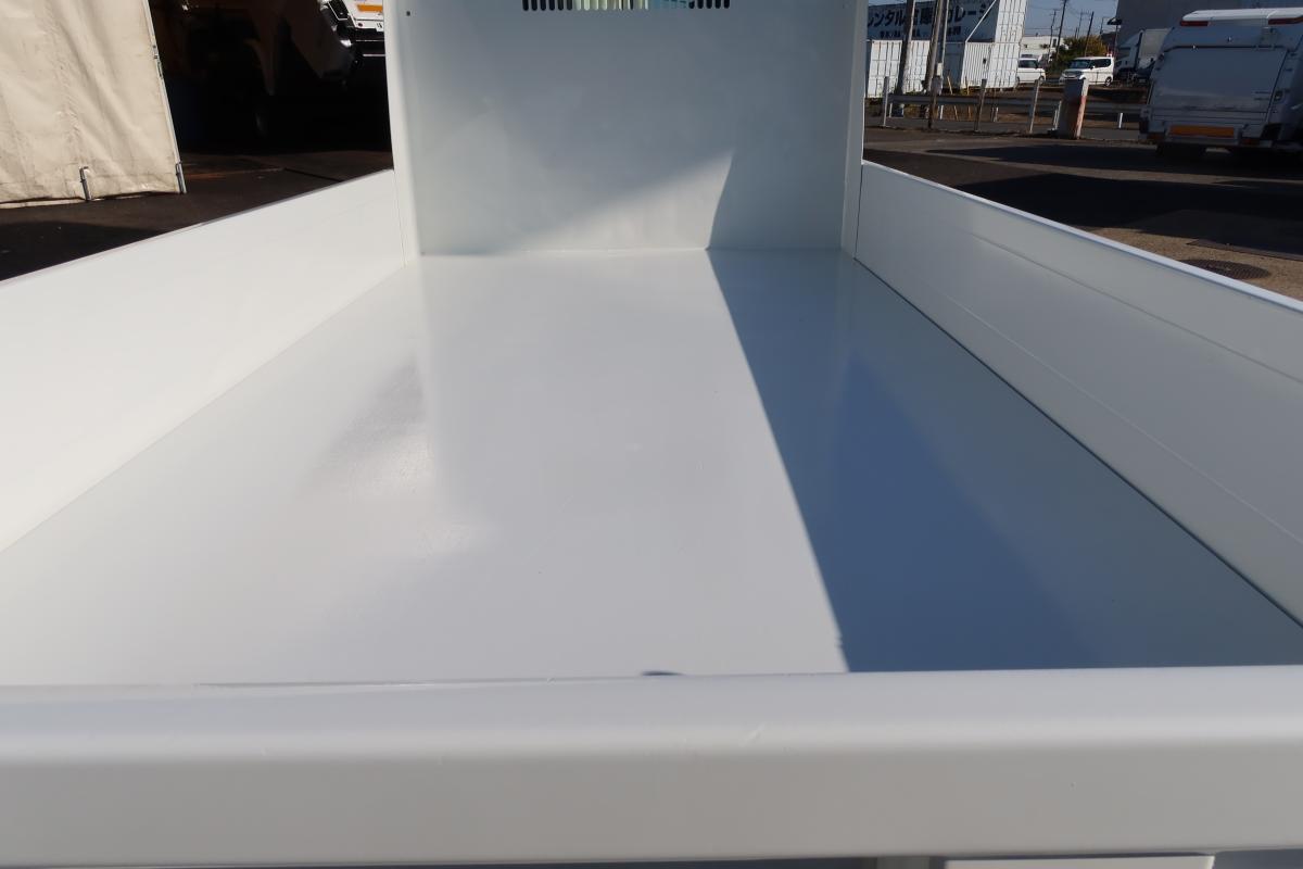 低床ダンプ 積載2000kg AT車|中古トラックの販売・買取・査定のアイナビ