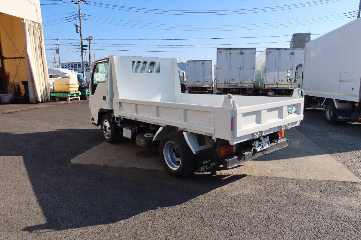 低床ダンプ 積載2000kg AT車|中古トラックの販売・買取・査定のアイナビ