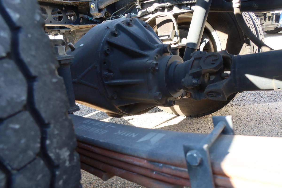 低床ダンプ 積載2000kg AT車|中古トラックの販売・買取・査定のアイナビ