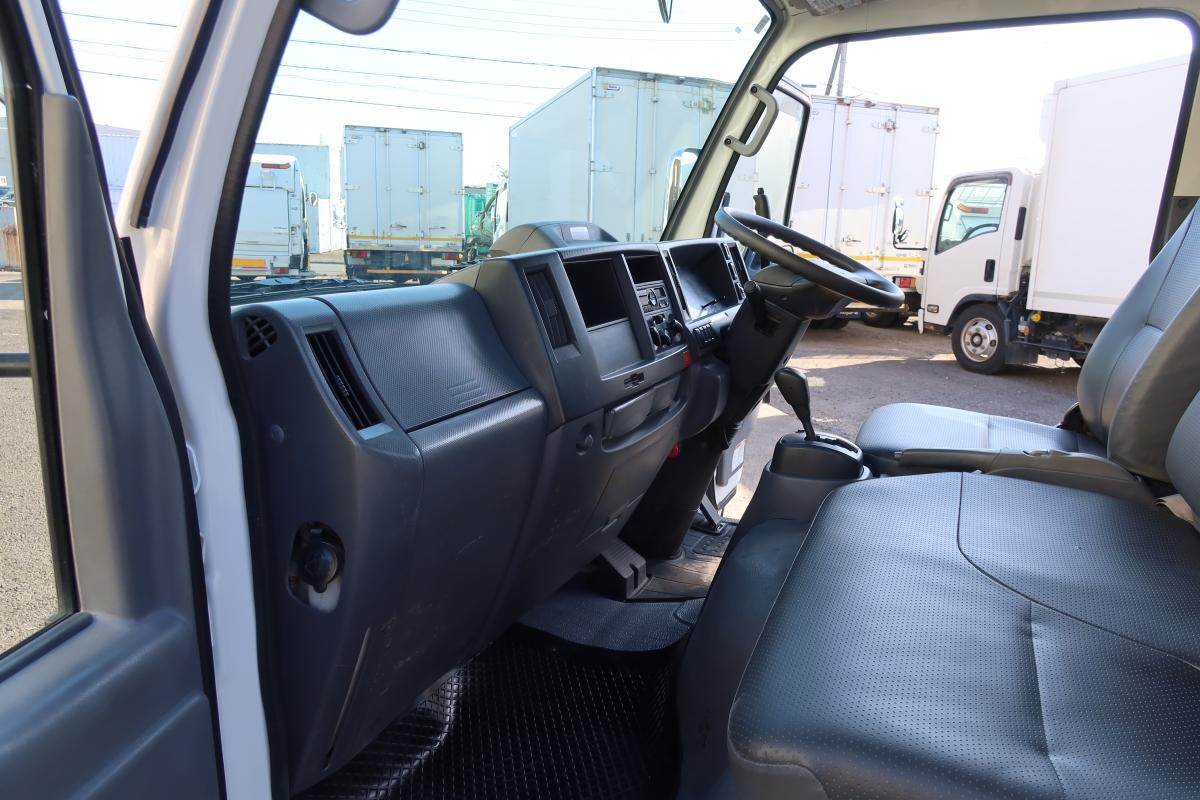 低床ダンプ 積載2000kg AT車|中古トラックの販売・買取・査定のアイナビ