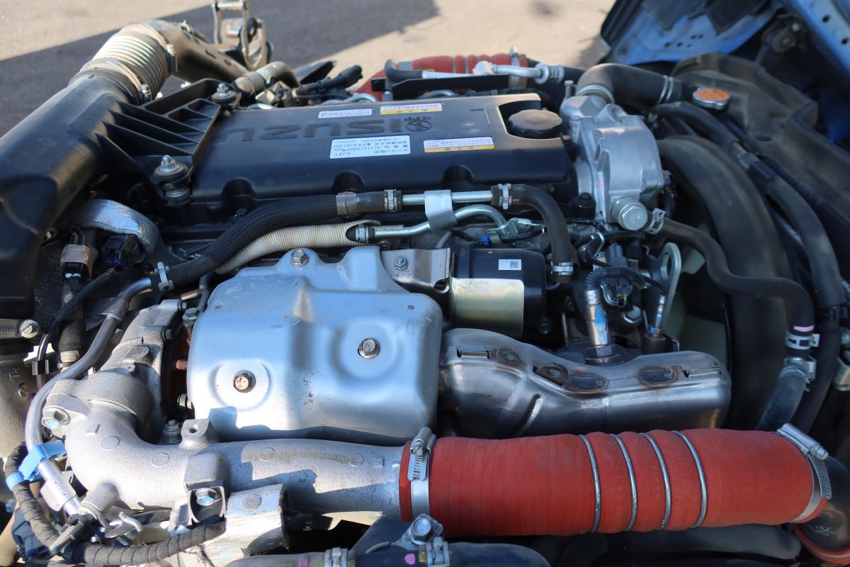 低床ダンプ 積載2000kg AT車|中古トラックの販売・買取・査定のアイナビ