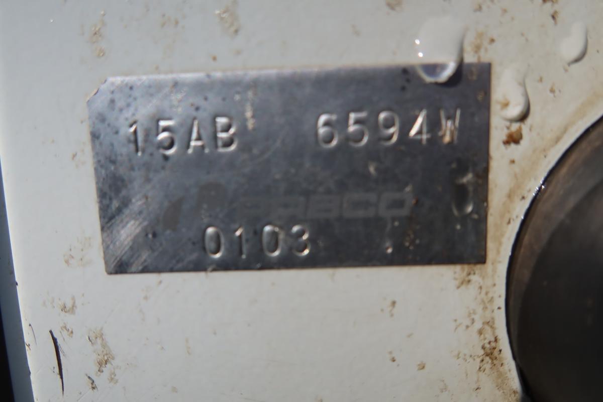 標準幅 Wキャブ 積載2000kg リアクーラー付き|中古トラックの販売・買取・査定のアイナビ