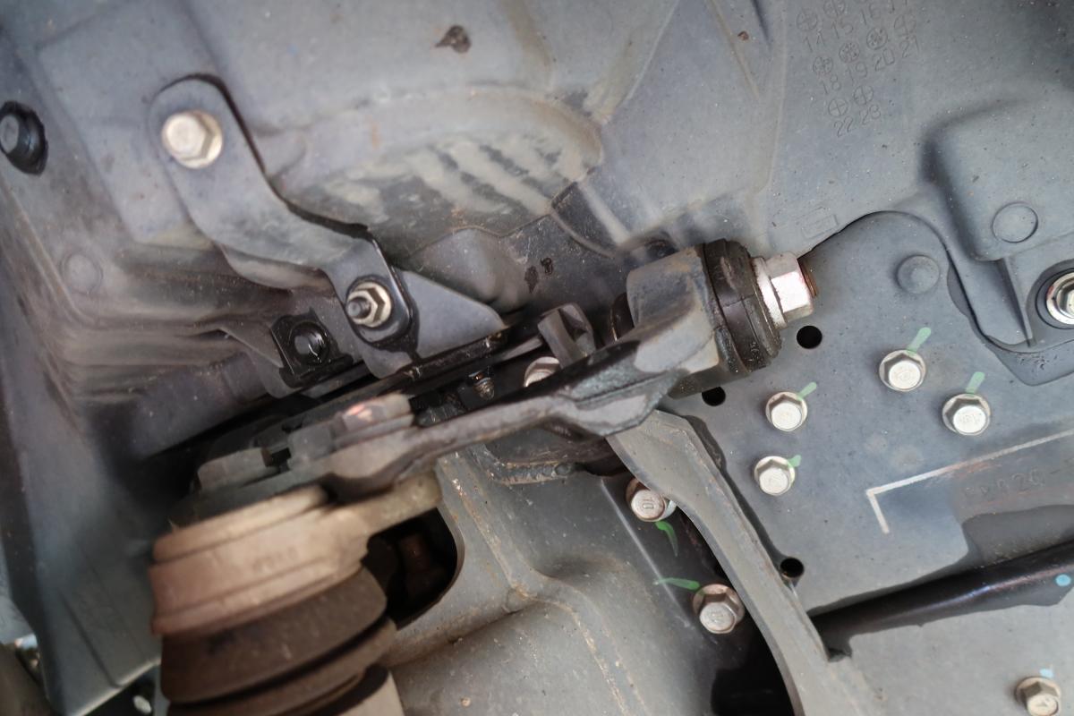 標準幅 Wキャブ 積載2000kg リアクーラー付き|中古トラックの販売・買取・査定のアイナビ