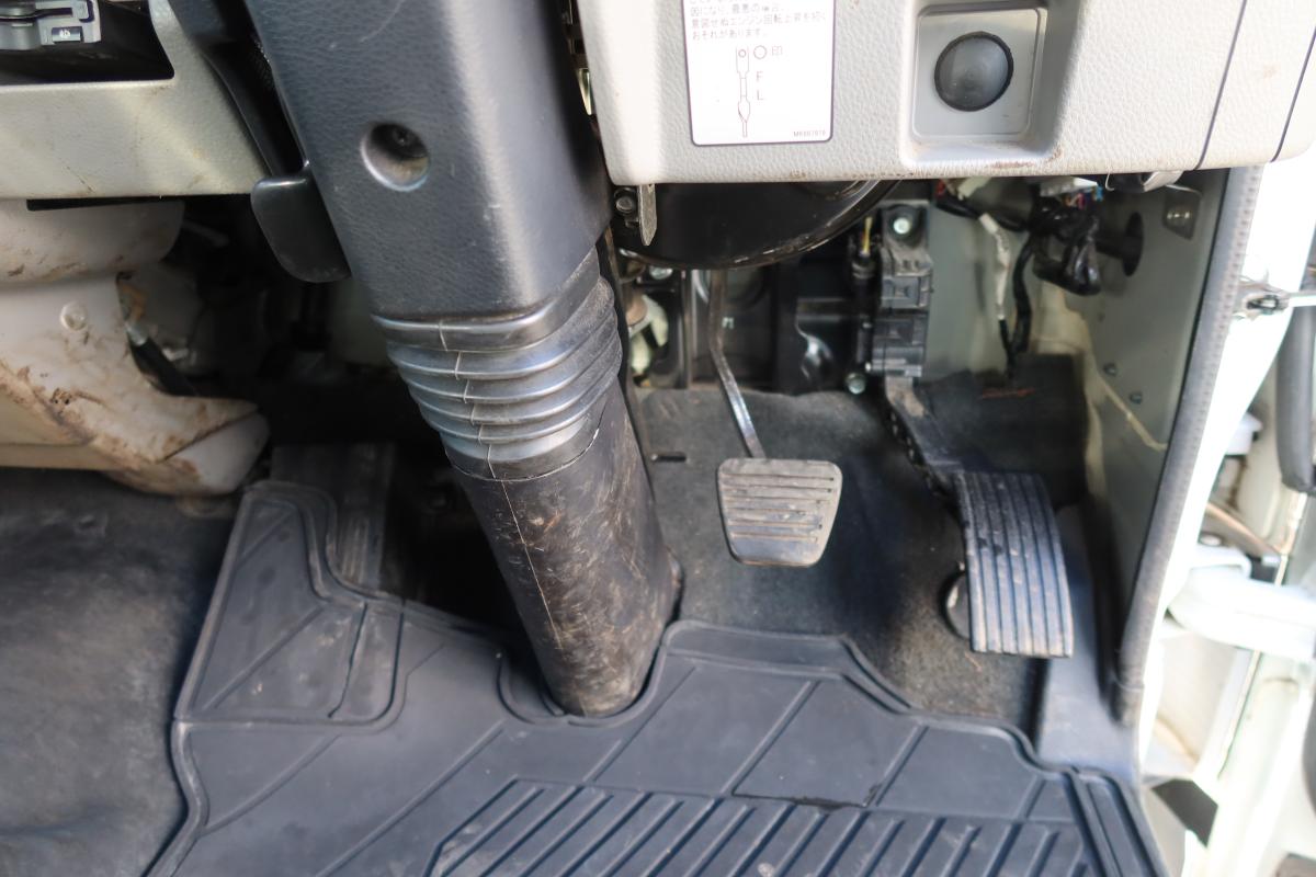 標準幅 Wキャブ 積載2000kg リアクーラー付き|中古トラックの販売・買取・査定のアイナビ