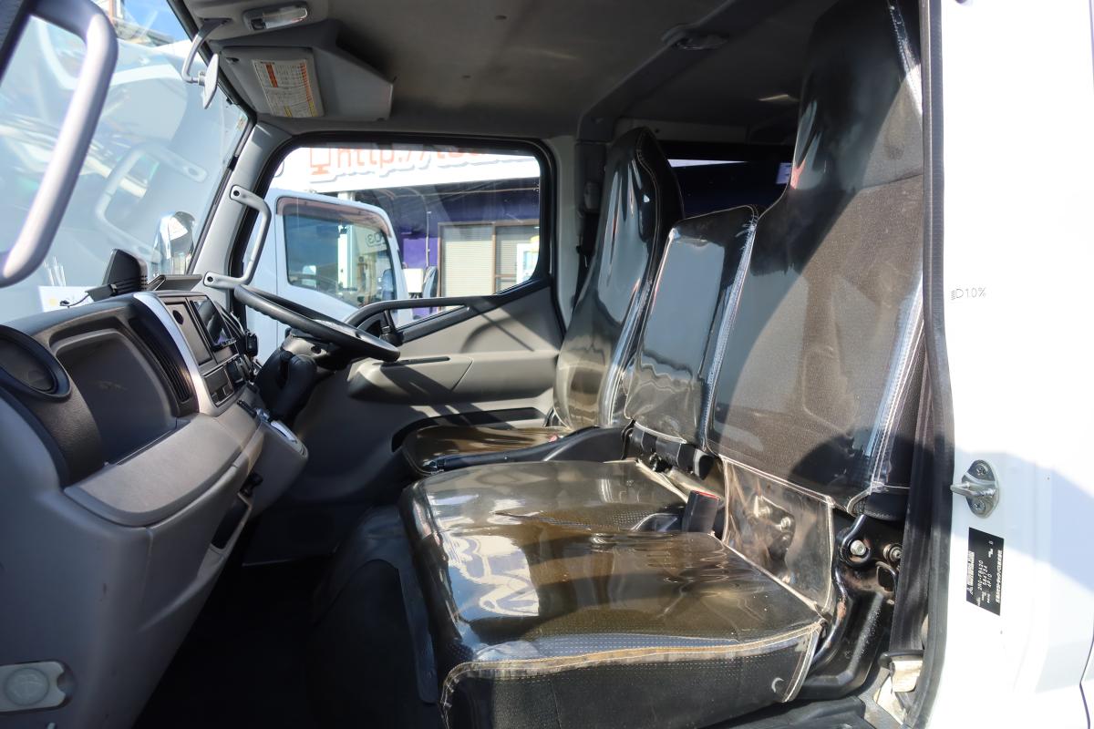 標準幅 Wキャブ 積載2000kg リアクーラー付き|中古トラックの販売・買取・査定のアイナビ
