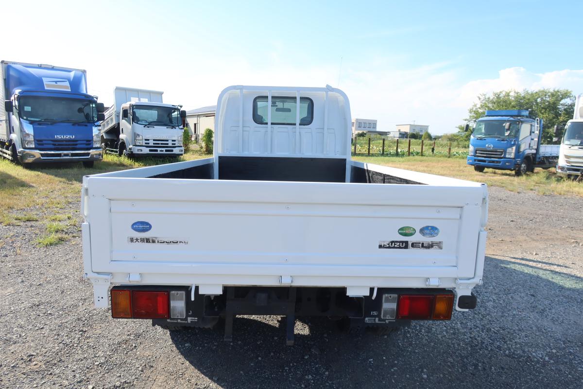 10尺平ボディー 積載1500kg 総重量3785kg|中古トラックの販売・買取・査定のアイナビ