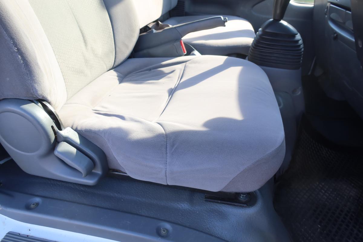 10尺平ボディー 積載1500kg 総重量3785kg|中古トラックの販売・買取・査定のアイナビ