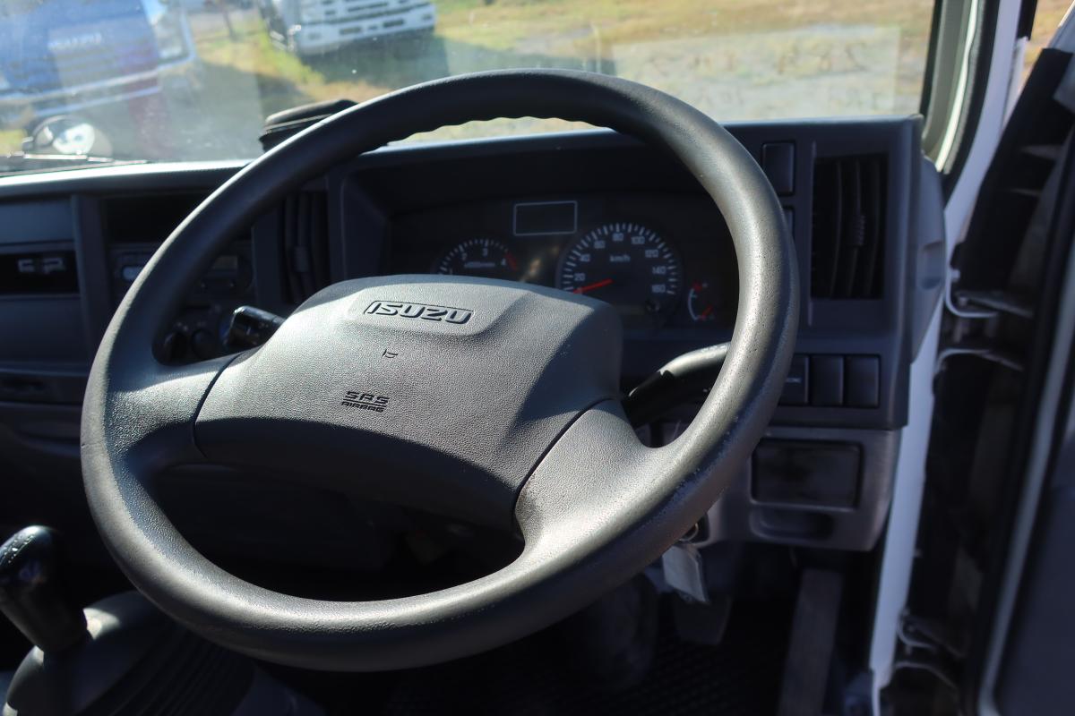 10尺平ボディー 積載1500kg 総重量3785kg|中古トラックの販売・買取・査定のアイナビ