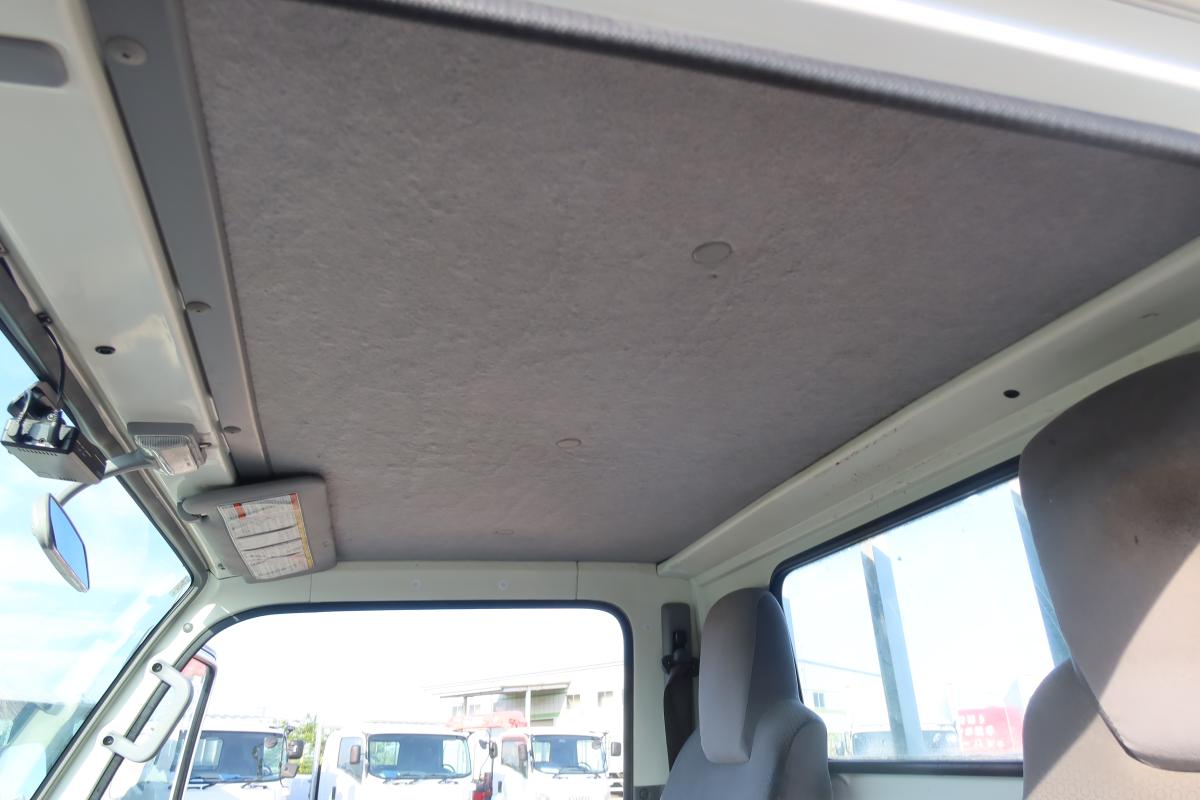 10尺平ボディー 積載1500kg 総重量3785kg|中古トラックの販売・買取・査定のアイナビ