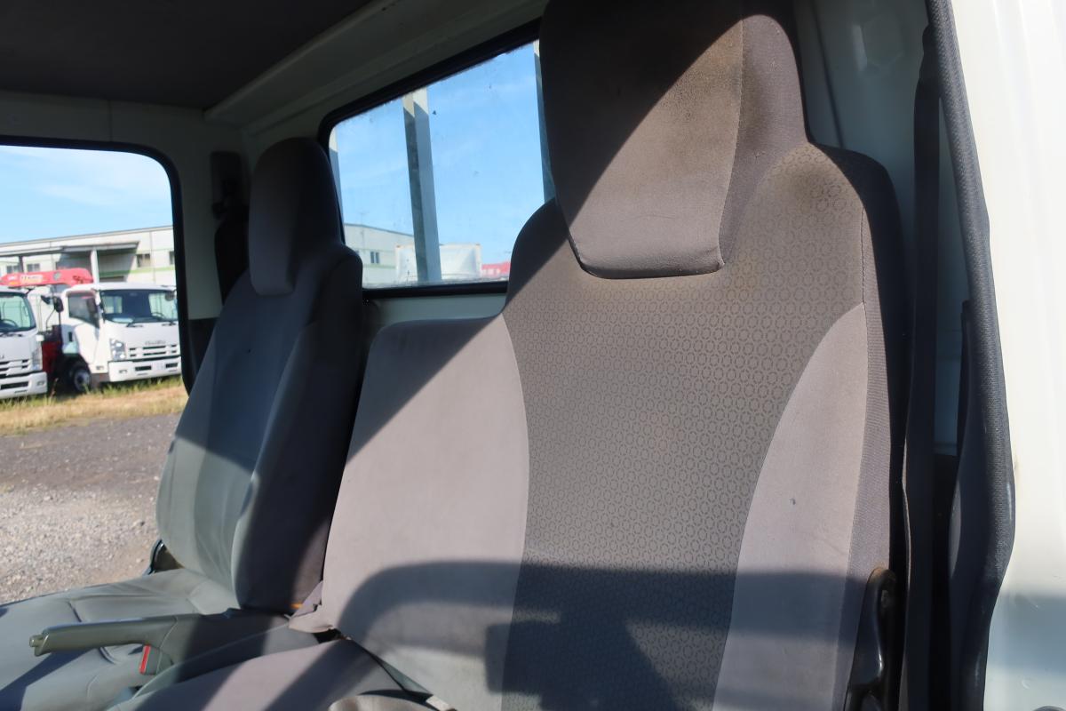 10尺平ボディー 積載1500kg 総重量3785kg|中古トラックの販売・買取・査定のアイナビ