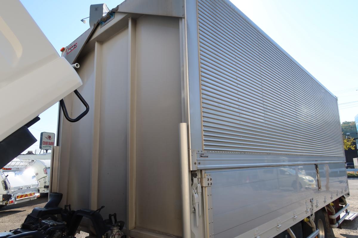 ワイドベッド付き62ボディー 跳ね上げゲート付 AT車|中古トラックの販売・買取・査定のアイナビ