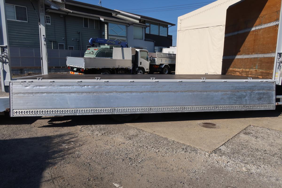 ワイドベッド付き62ボディー 跳ね上げゲート付 AT車|中古トラックの販売・買取・査定のアイナビ