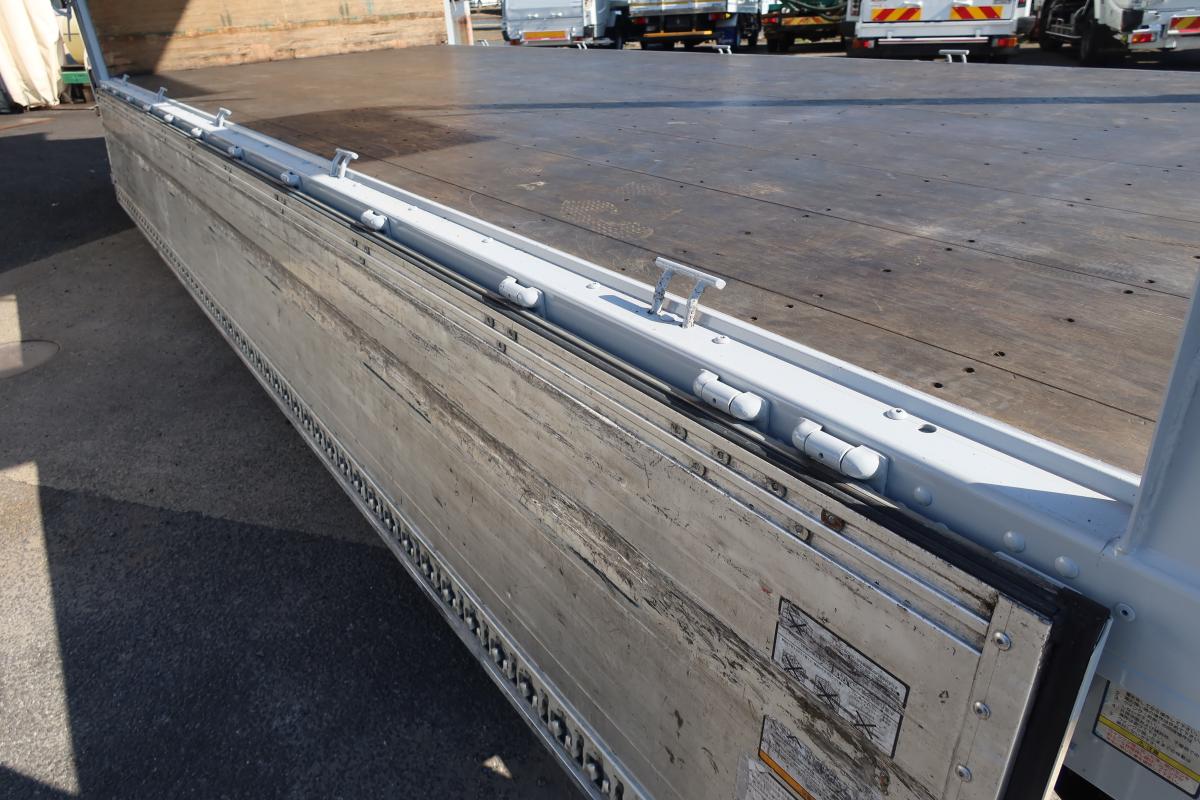 ワイドベッド付き62ボディー 跳ね上げゲート付 AT車|中古トラックの販売・買取・査定のアイナビ