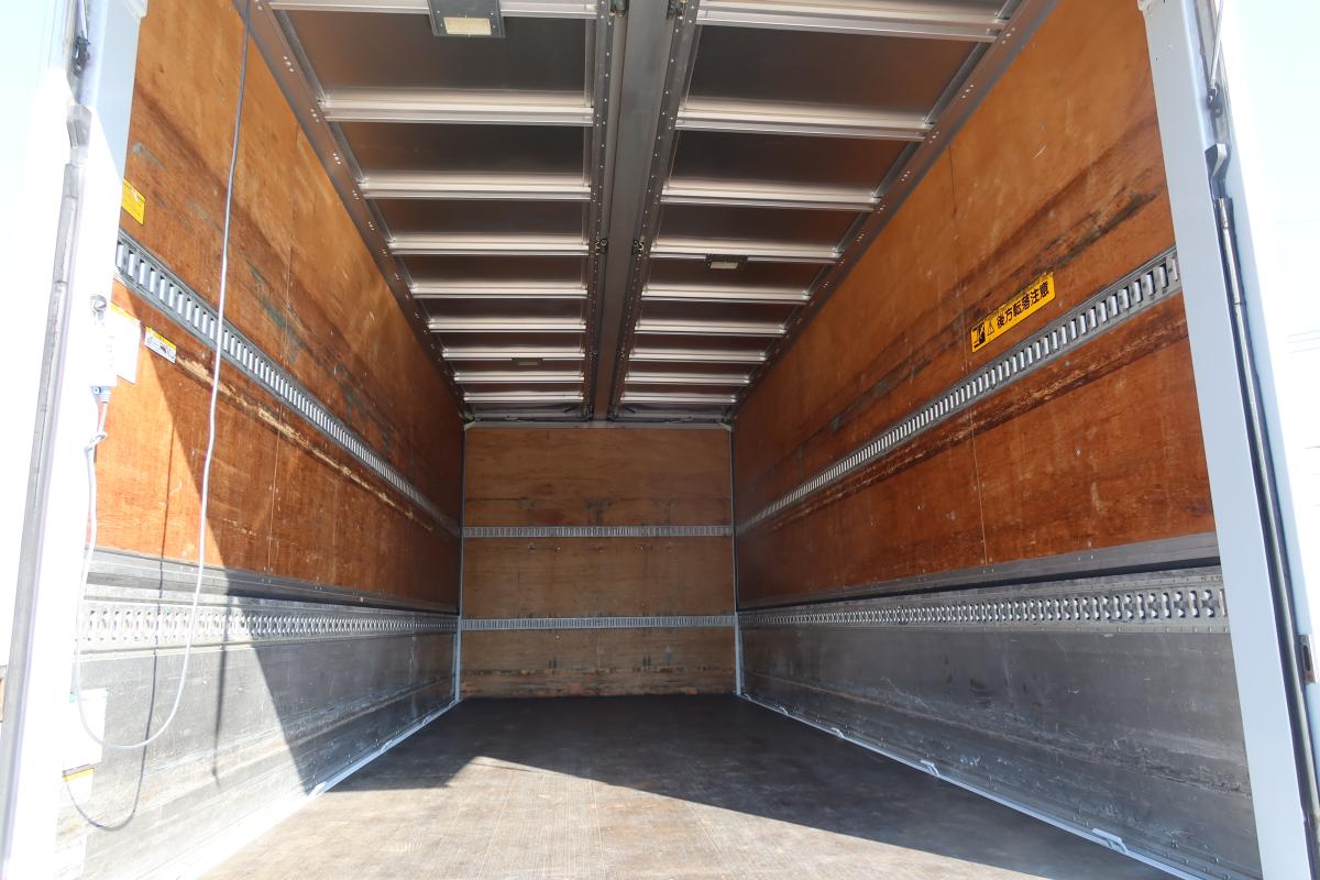 ワイドベッド付き62ボディー 跳ね上げゲート付 AT車|中古トラックの販売・買取・査定のアイナビ