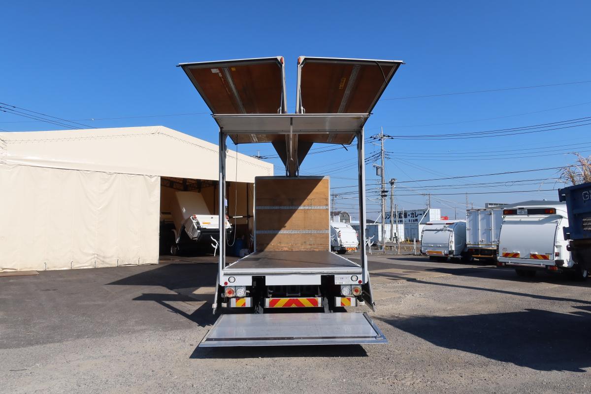 ワイドベッド付き62ボディー 跳ね上げゲート付 AT車|中古トラックの販売・買取・査定のアイナビ